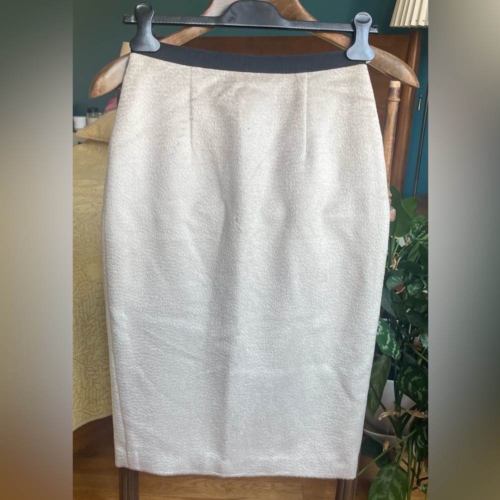 TREND ALERT Burberry London PENCIL SKIRT Size 2